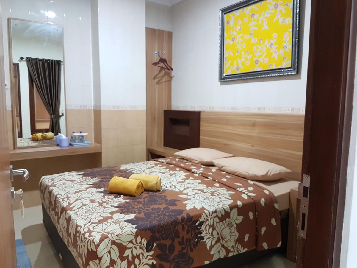 Hotel Kristina Malioboro Yogyakarta Exteriör bild
