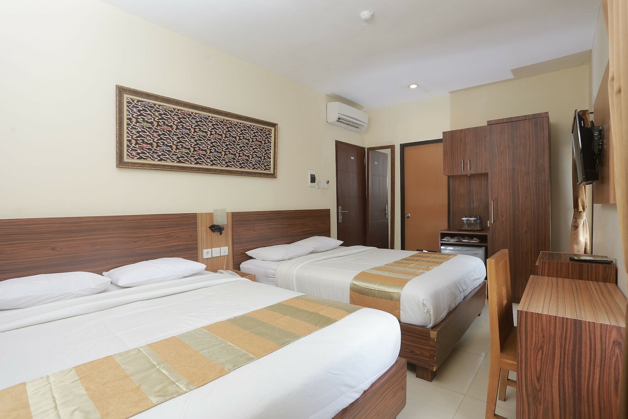 Hotel Kristina Malioboro Yogyakarta Exteriör bild